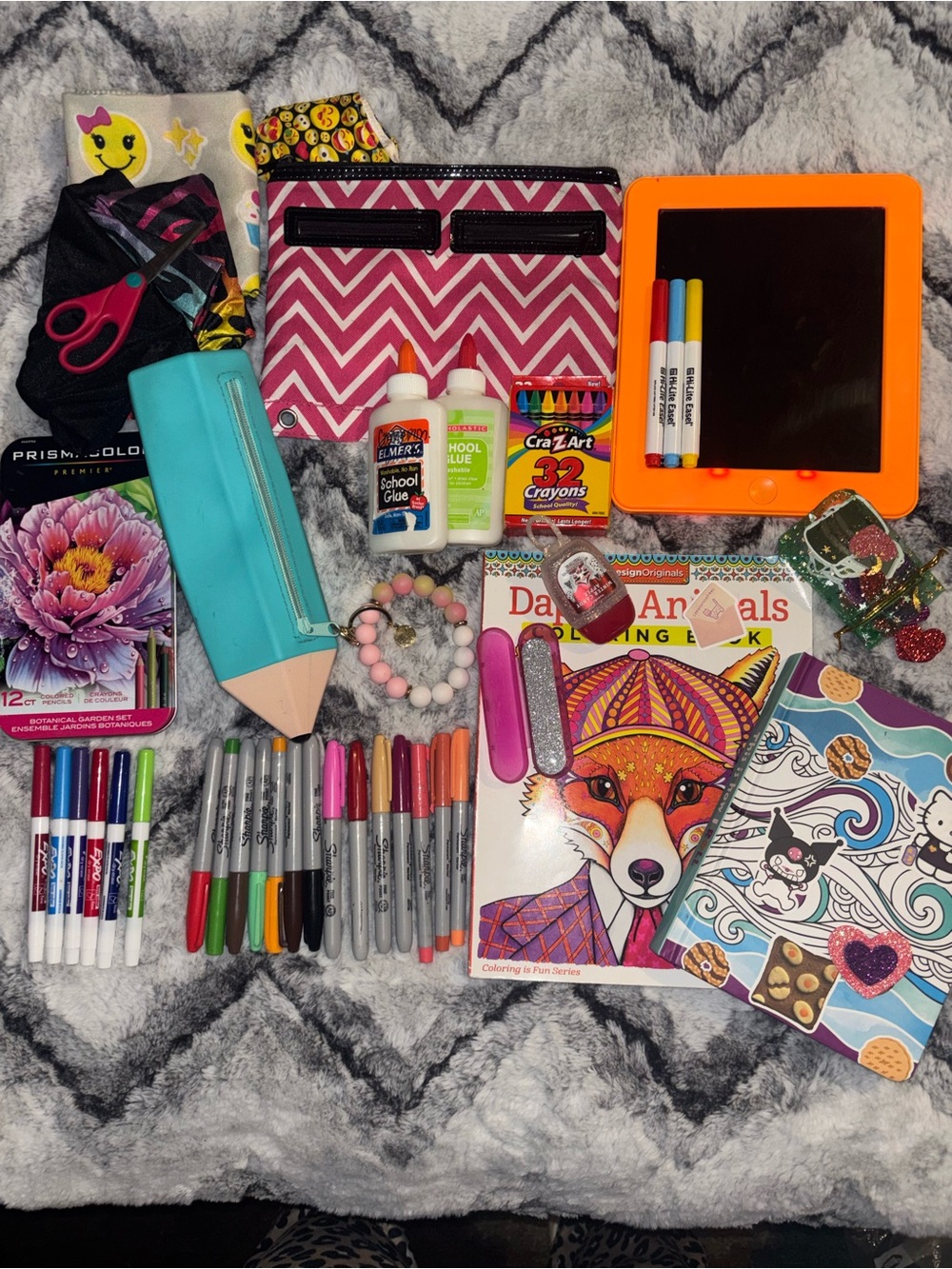 Art & Craft Set with light up Orange Drawing Tablet, list pictured